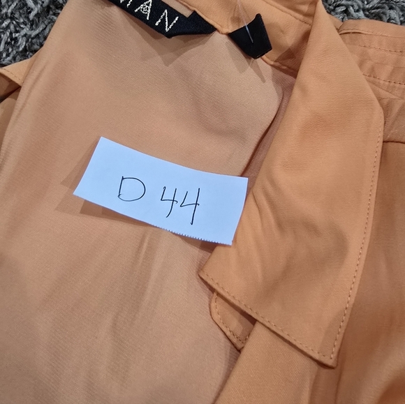 IMAN Global Chic Collared Surplice Blouse Orange NWT Size M - Picture 6 of 8